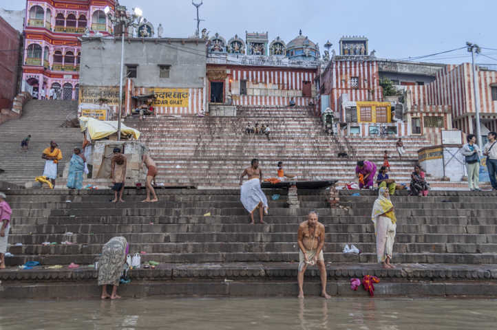 26 - India - Varanasi - rio Ganges